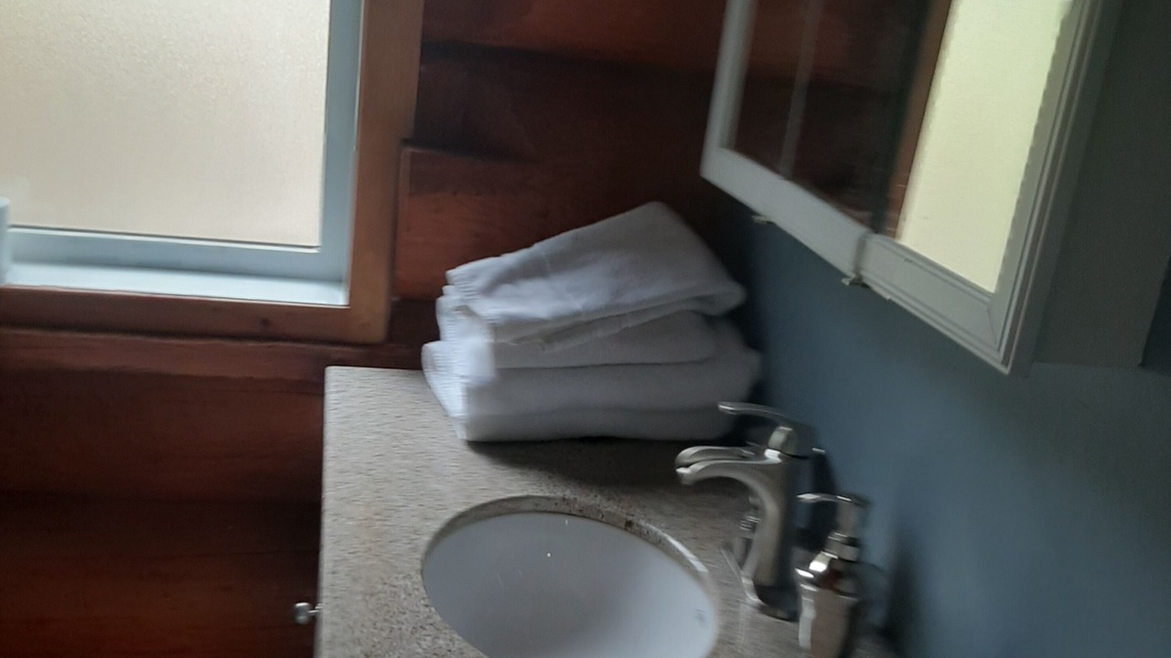 Photo of Bathroom in Anglemont