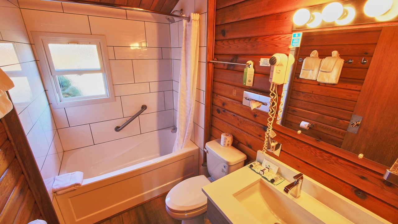 Photo of Bathroom in Jasper
