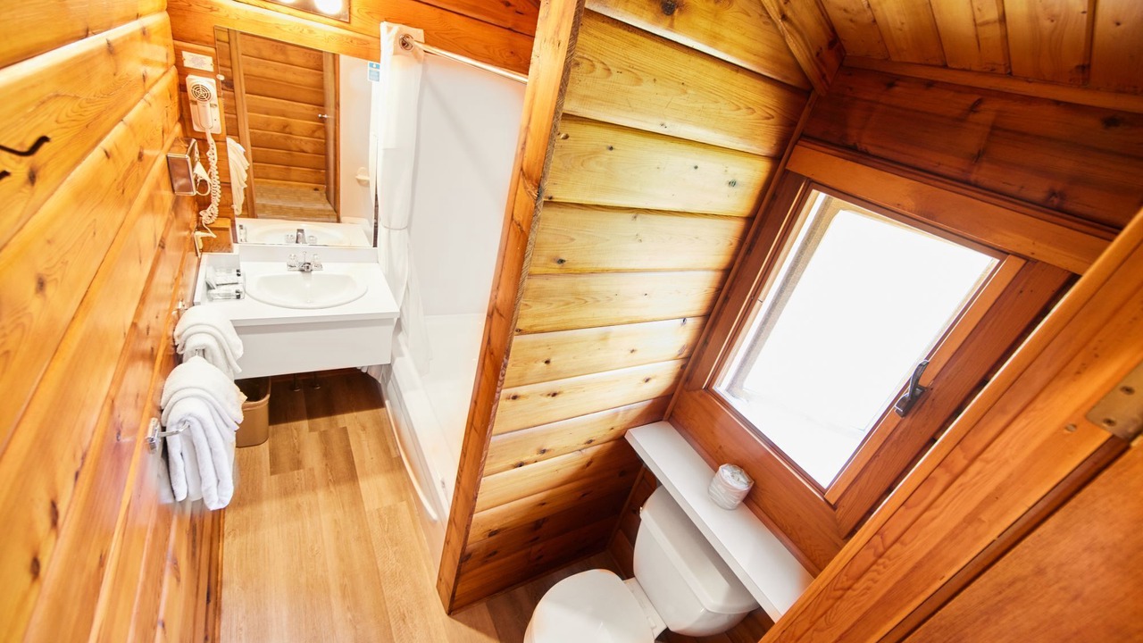 Photo of Bathroom in Jasper