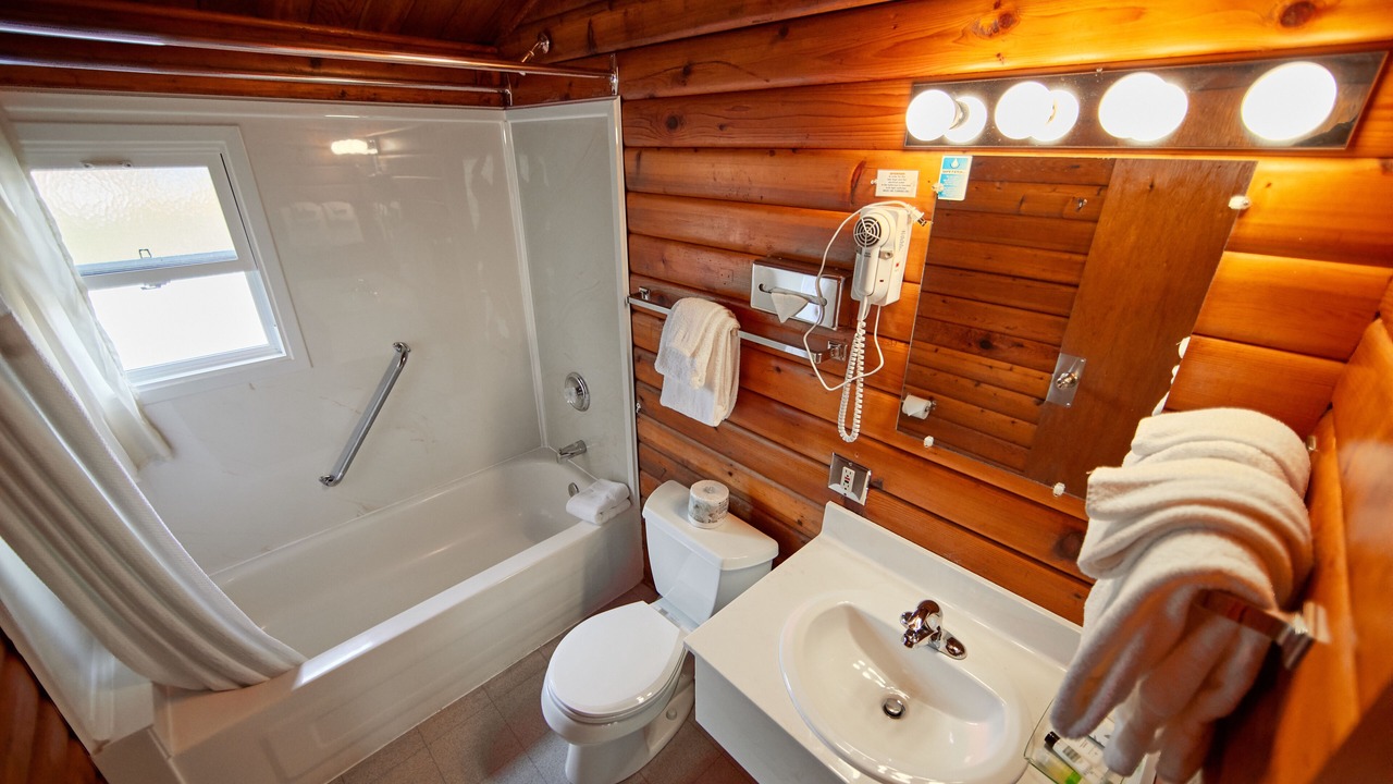 Photo of Bathroom in Jasper