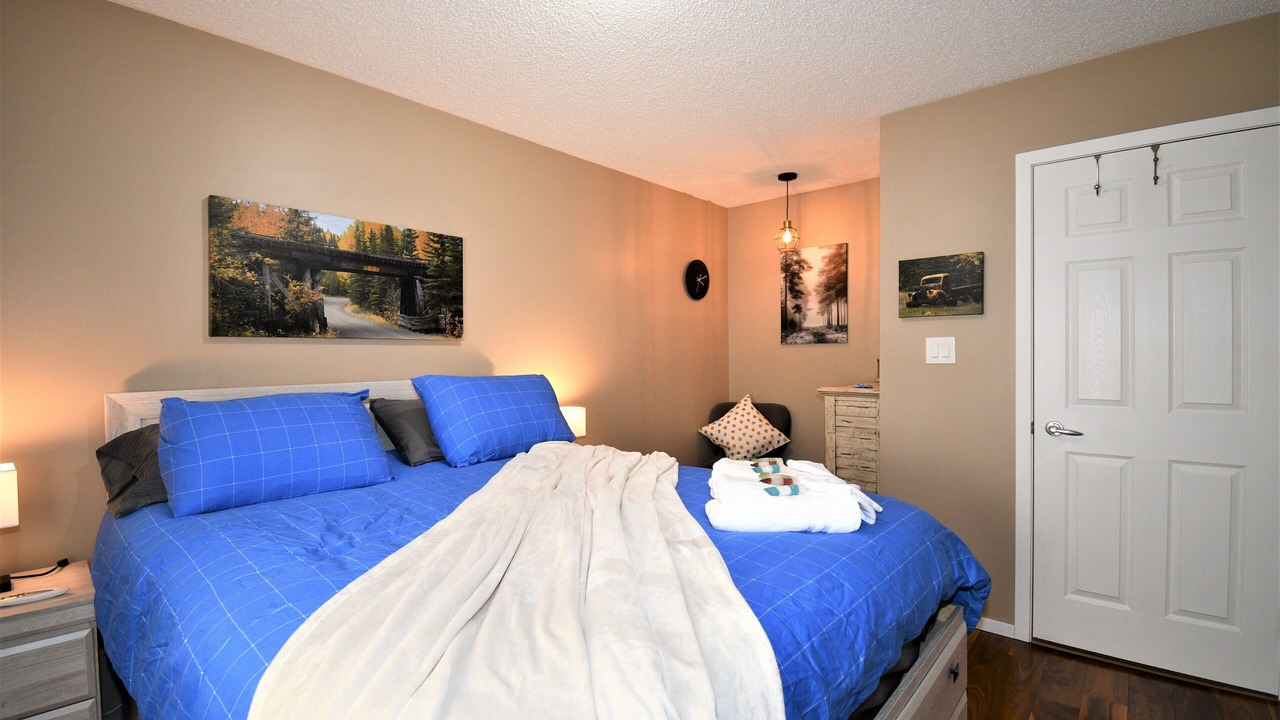 Photo of Others in Hinton