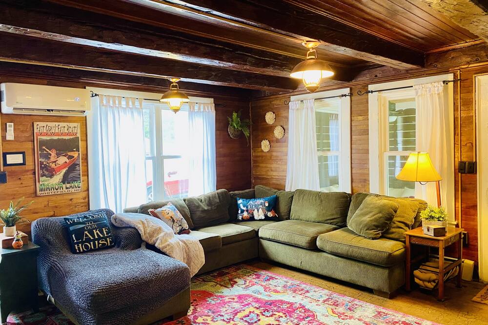 Photo of Livingroom in Whitefield