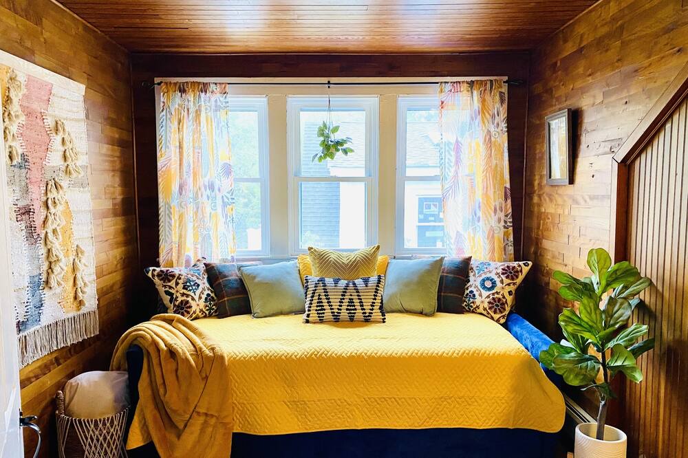 Photo of Bedroom in Whitefield