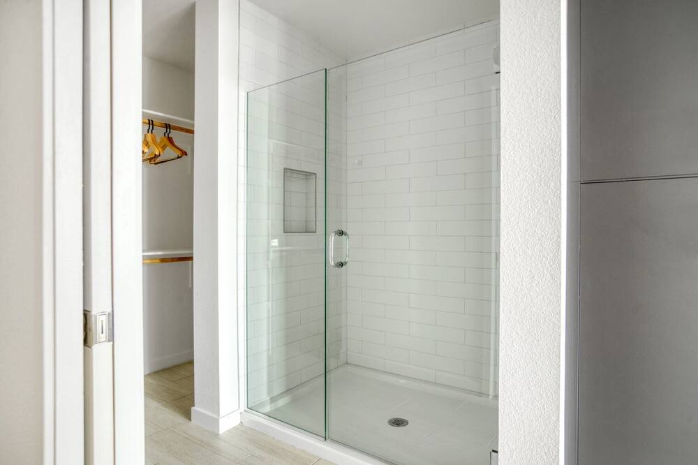 Photo of Bathroom in West Colfax