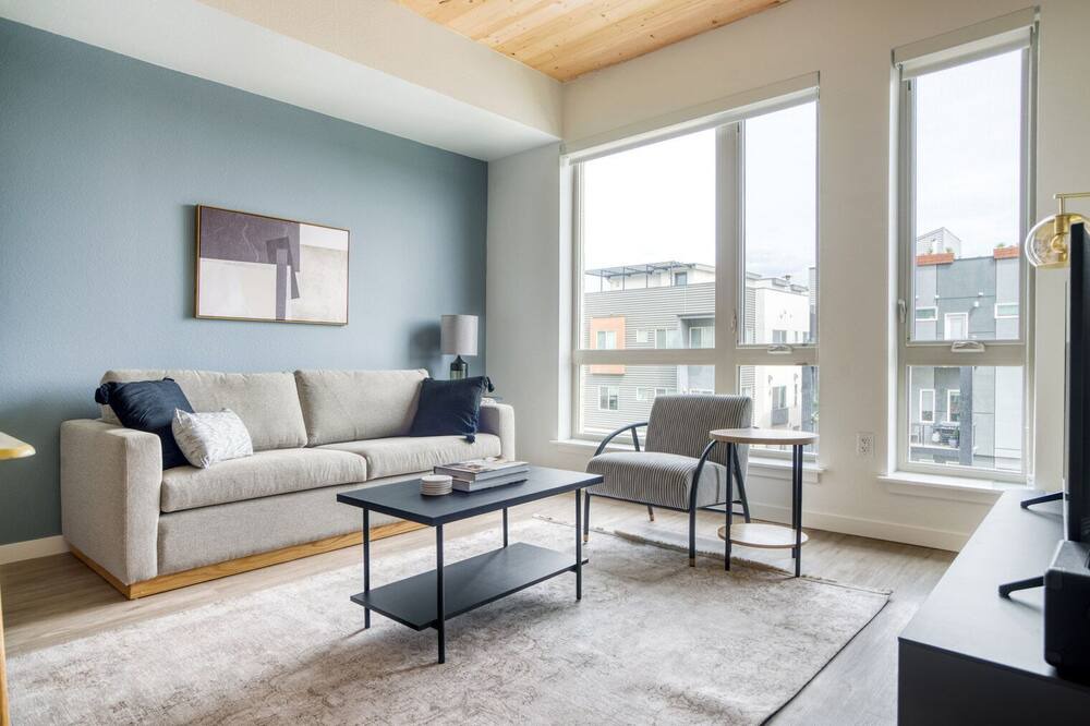Photo of Livingroom in West Colfax