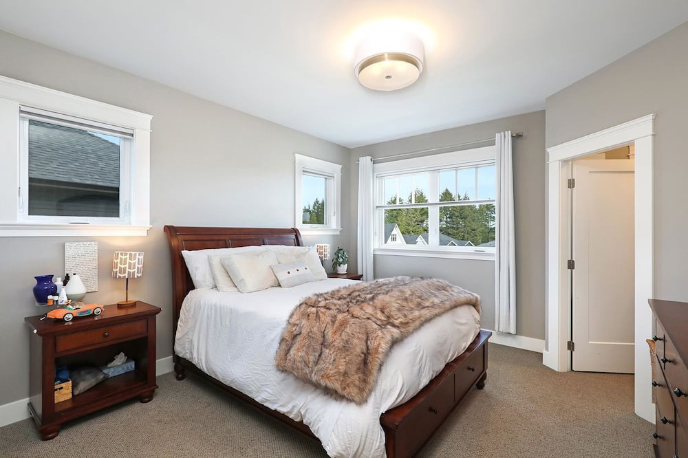 Photo of Bedroom in Courtenay