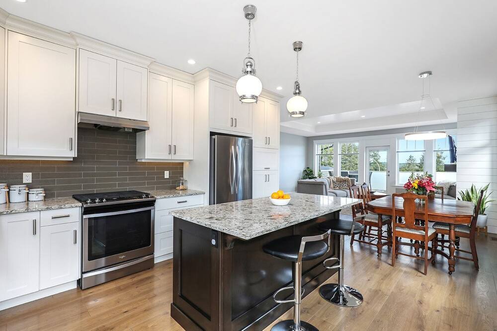 Photo of Kitchen in Courtenay