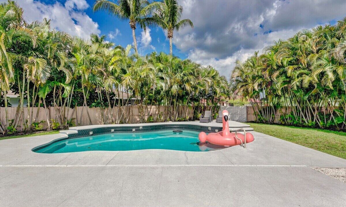Photo of Outdoor in Royal Palm Beach