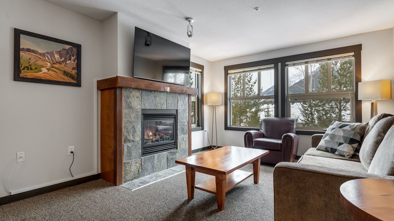 Photo of Livingroom in East Kootenay