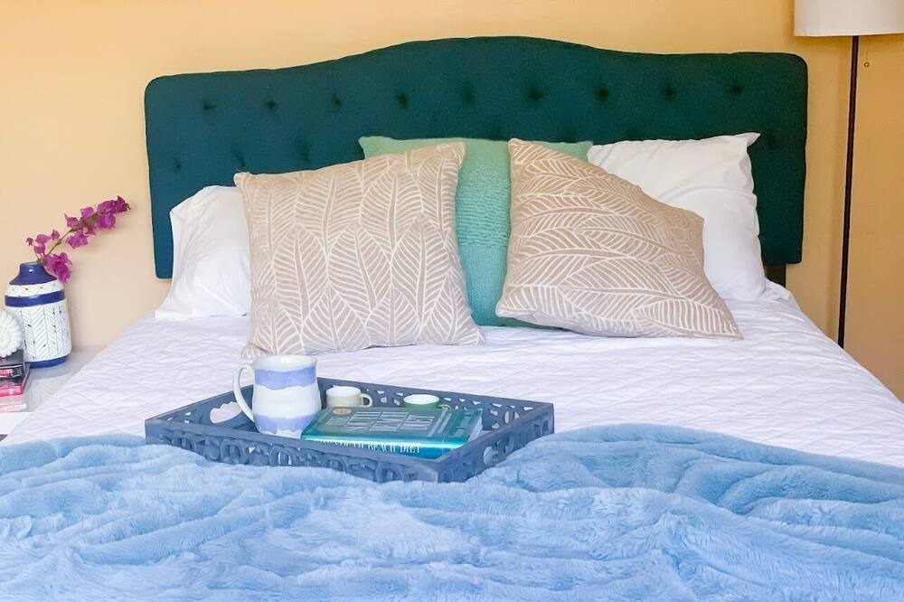 Photo of Bedroom in Ives Estates