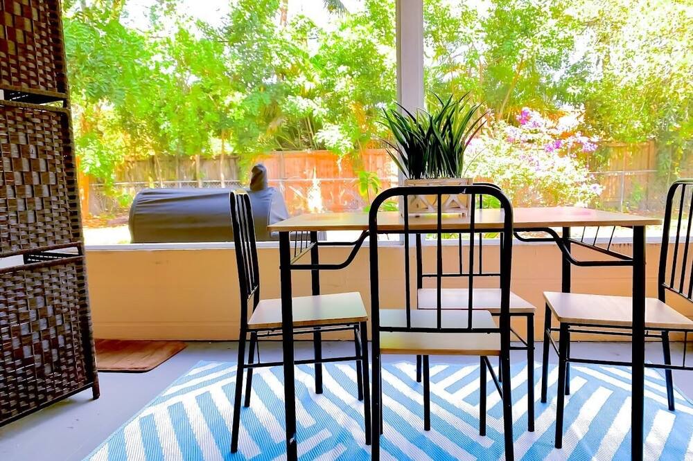 Photo of Patio Balcony in Ives Estates