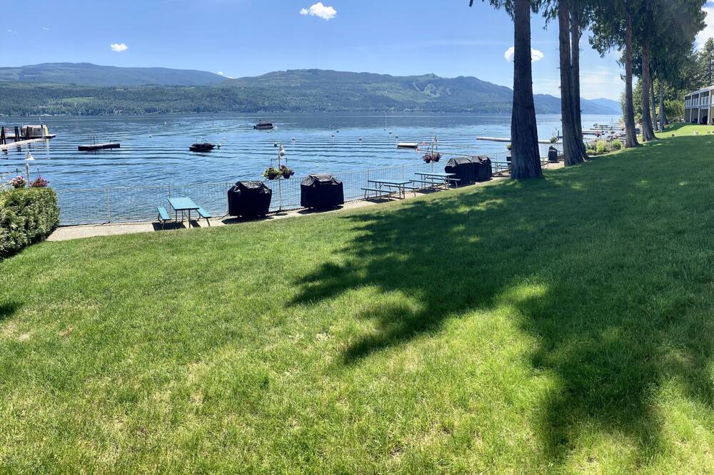 Photo of Outdoor in Anglemont