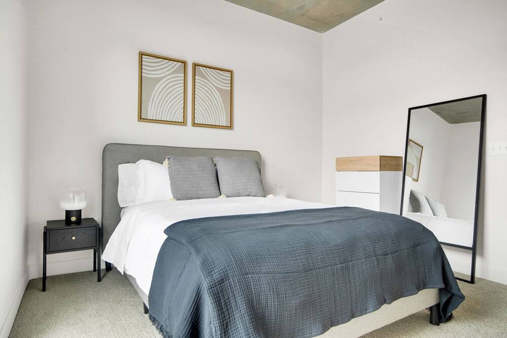Photo of Bedroom in Golden Triangle