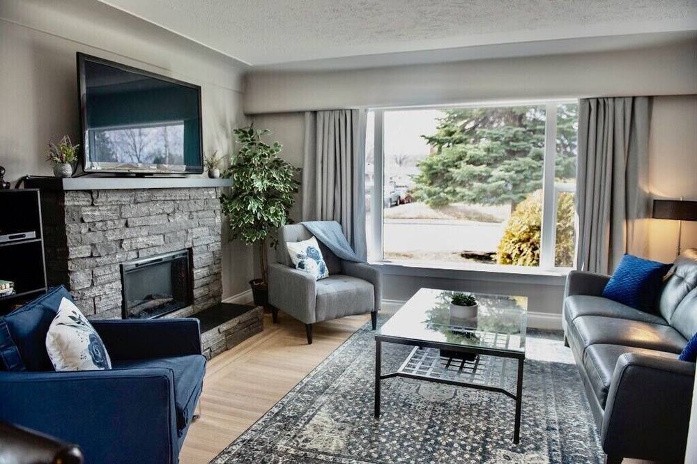 Photo of Livingroom in Prince George