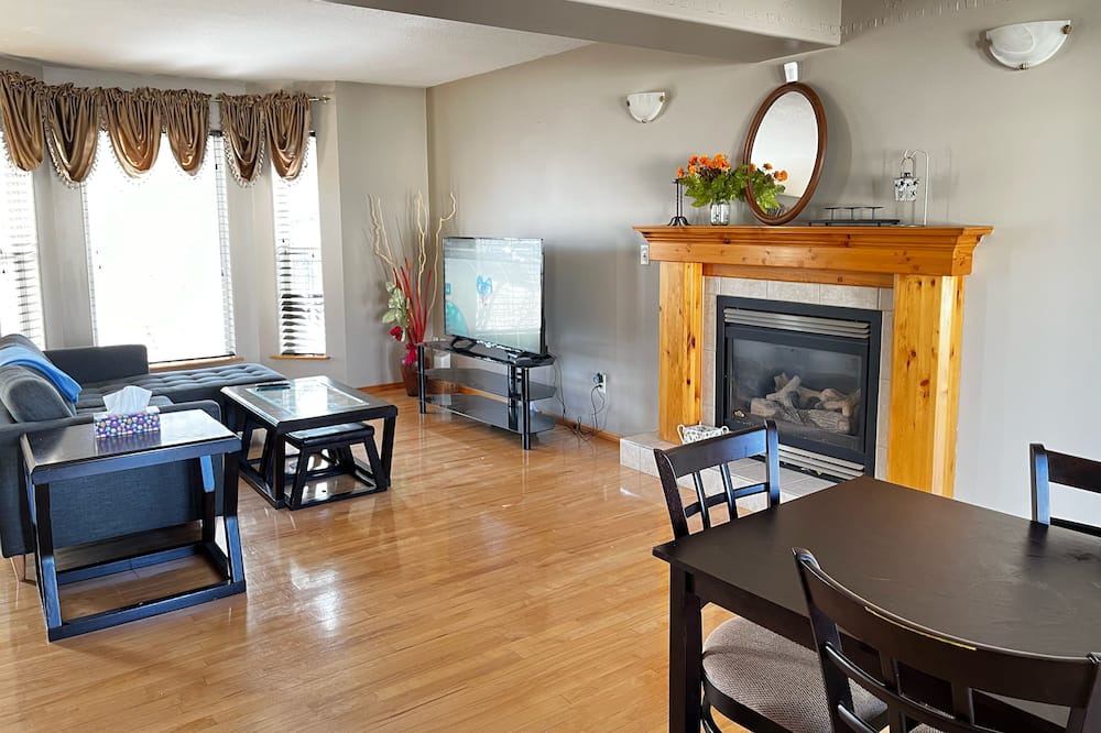 Photo of Livingroom in Blackfalds