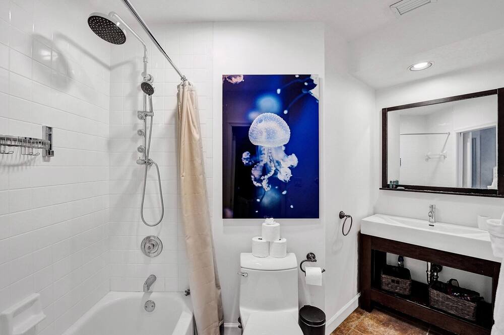 Photo of Bathroom in Bel Air