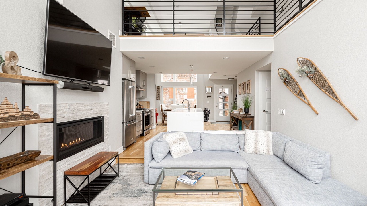 Photo of Livingroom in Baker