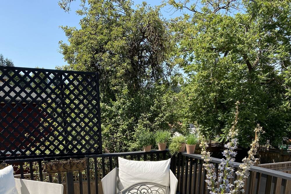Photo of Patio Balcony in Port Moody