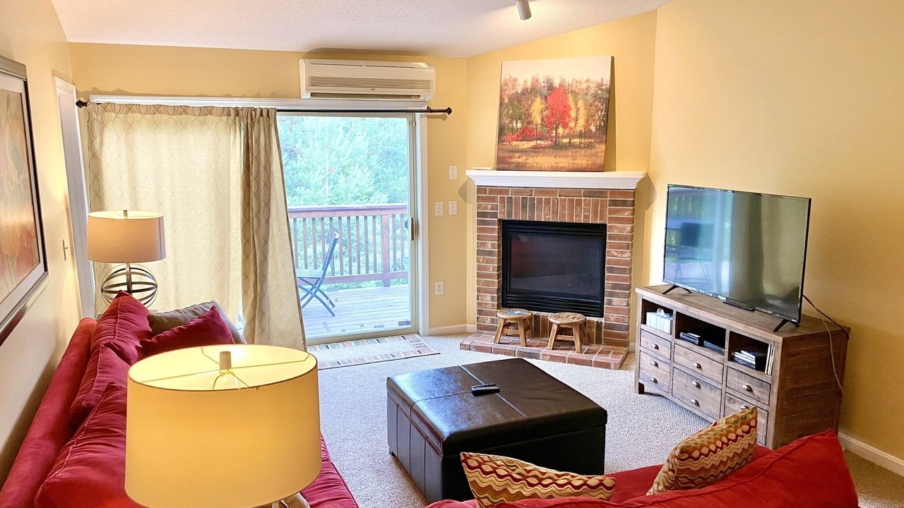 Photo of Livingroom in Carroll