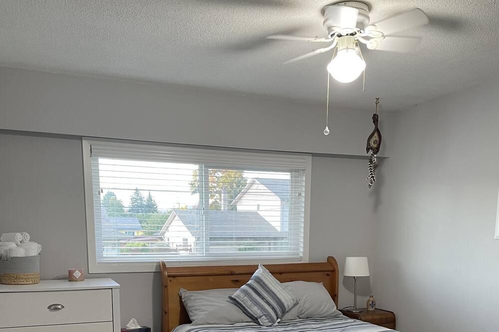 Photo of Bedroom in Duncan
