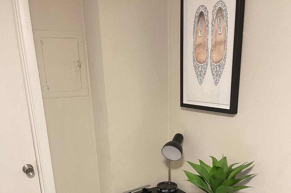 Photo of Bedroom in Mayfield Heights