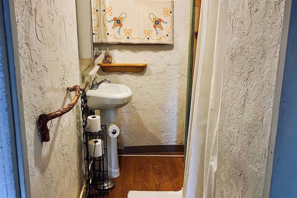 Photo of Bathroom in Lake City