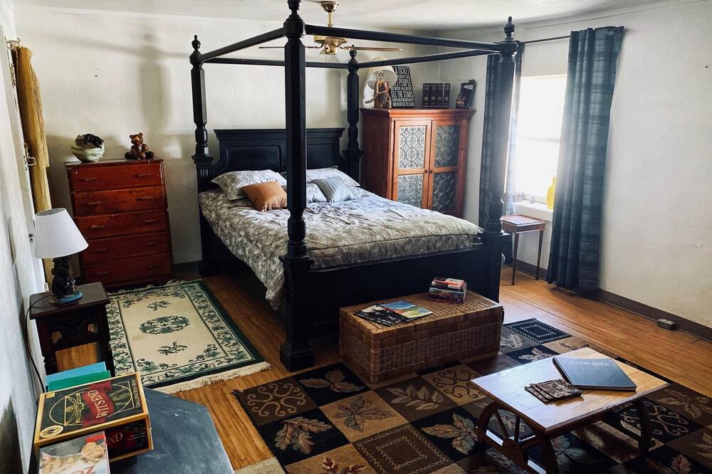 Photo of Bedroom in Lake City