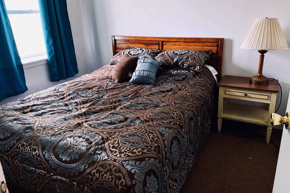 Photo of Bedroom in Lake City