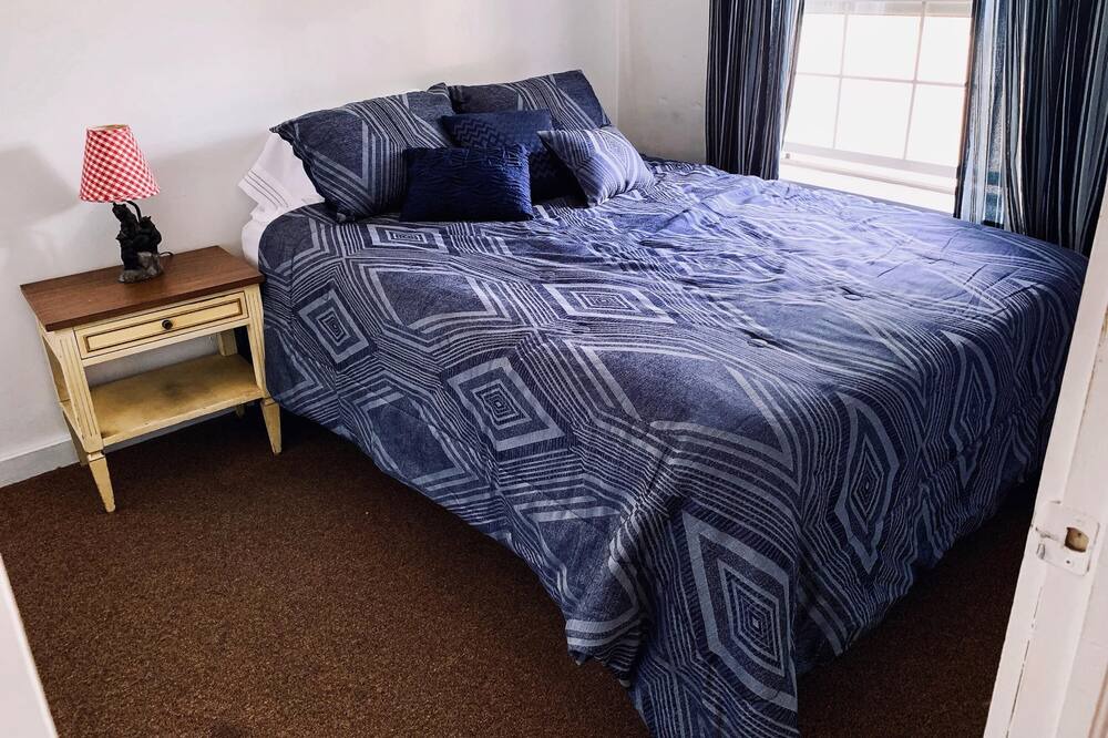 Photo of Bedroom in Lake City