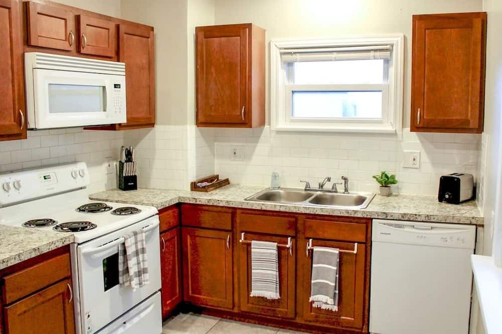 Photo of Kitchen in Fairview Park