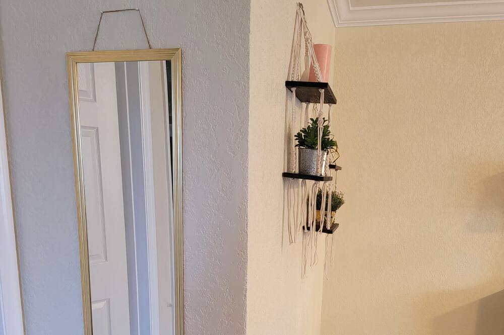 Photo of Bedroom in Garden Isles