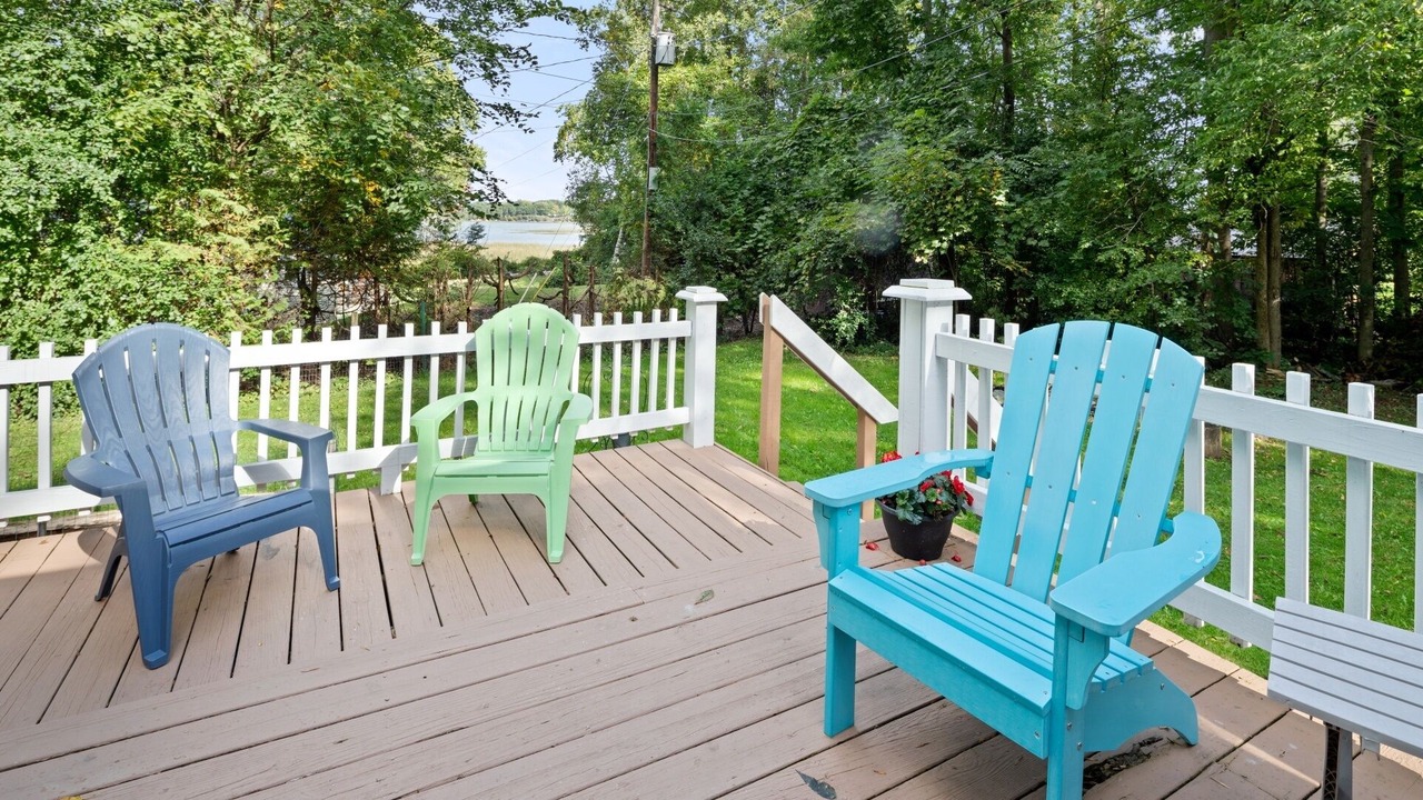 Photo of Patio Balcony in Malletts Bay