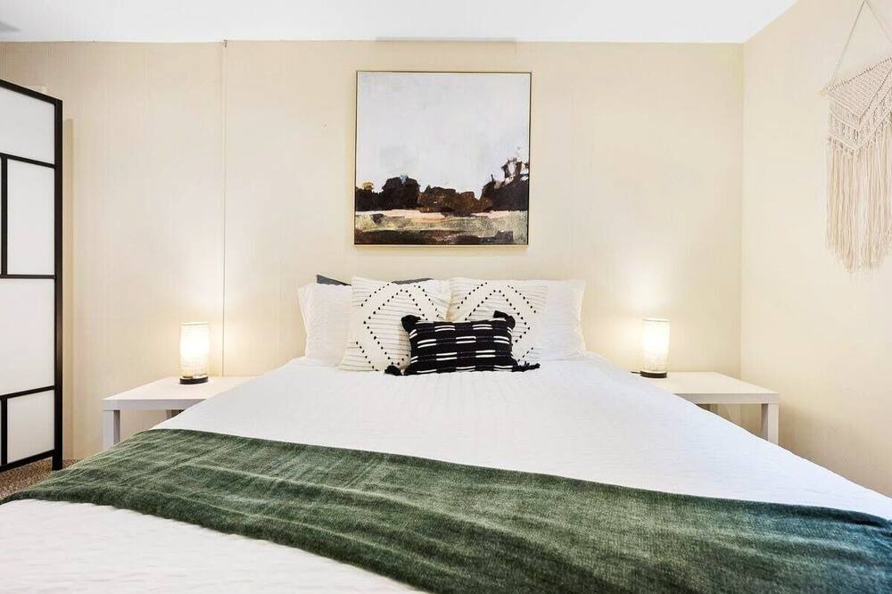 Photo of Bedroom in University