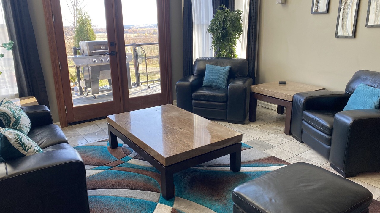 Photo of Livingroom in Parkland County