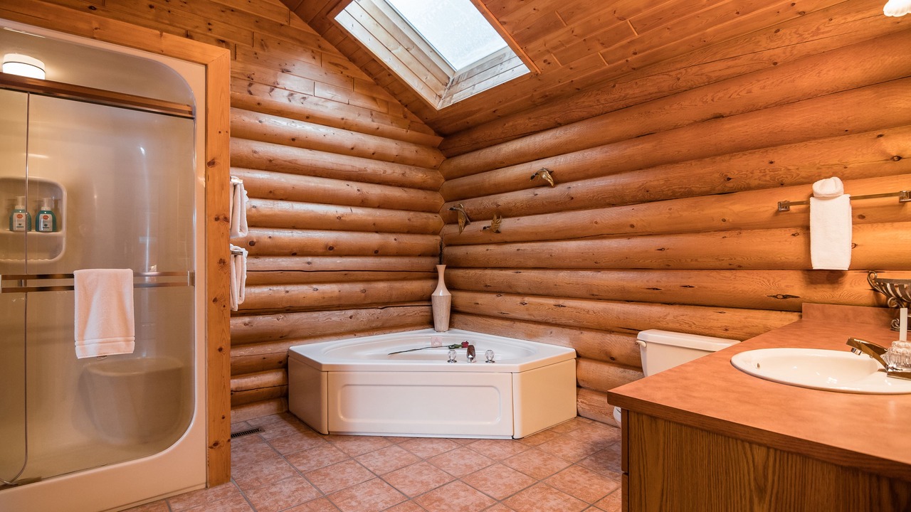Photo of Bathroom in Castle Junction