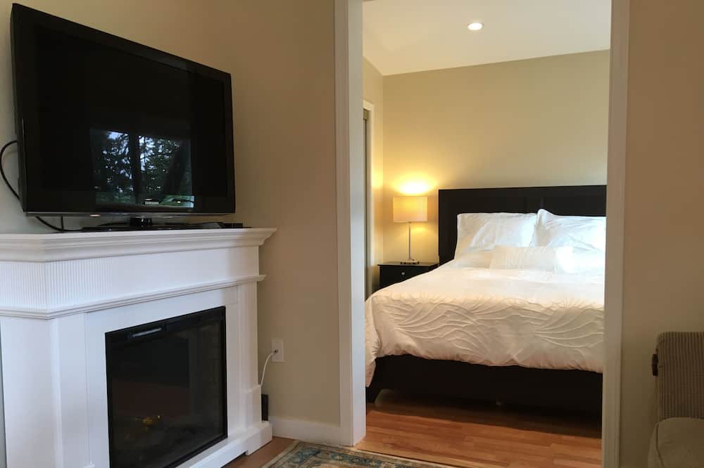 Photo of Bedroom in Mill Bay