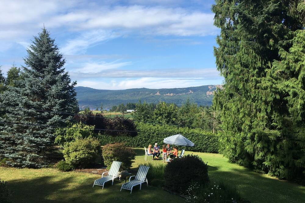 Photo of Outdoor in Mill Bay