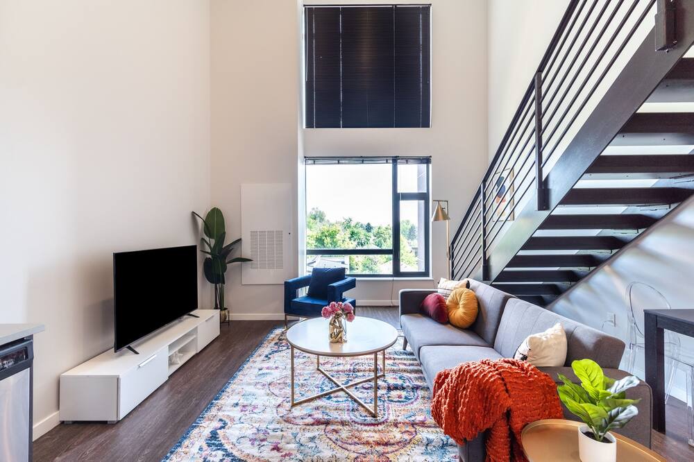 Photo of Livingroom in University Park