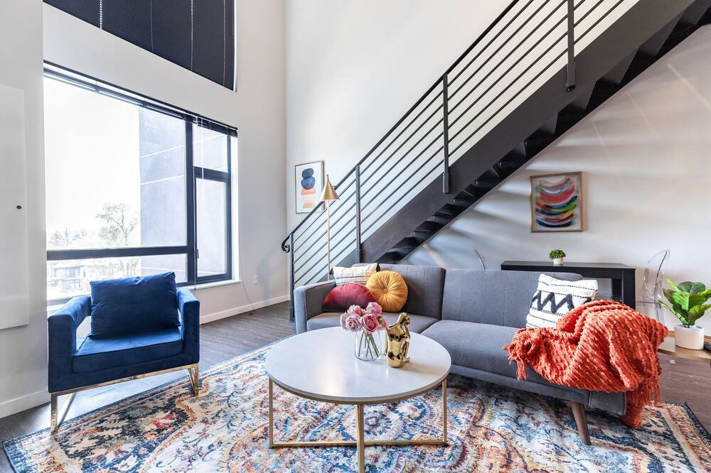 Photo of Livingroom in University Park
