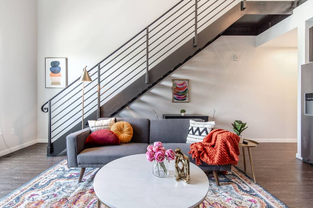 Photo of Livingroom in University Park