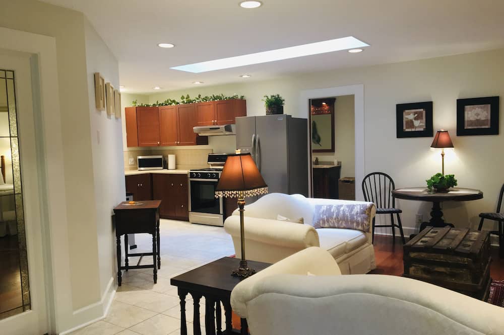 Photo of Bedroom in Cobble Hill