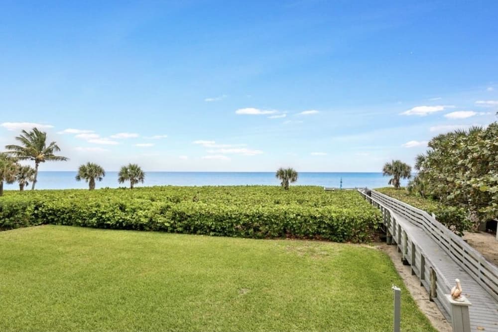 Photo of Outdoor in Juno Beach