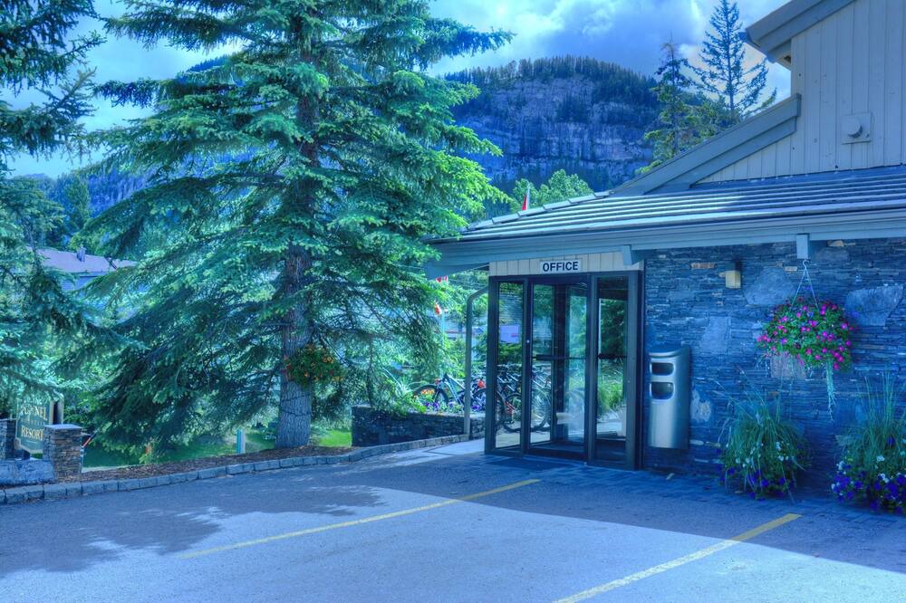 Photo of Others in Banff