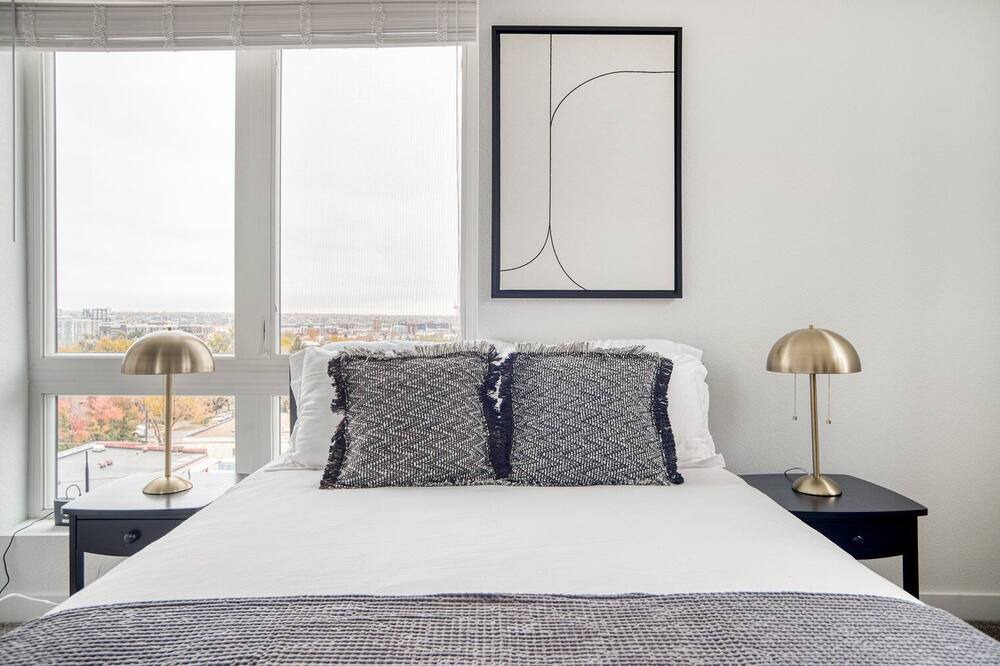 Photo of Bedroom in Five Points