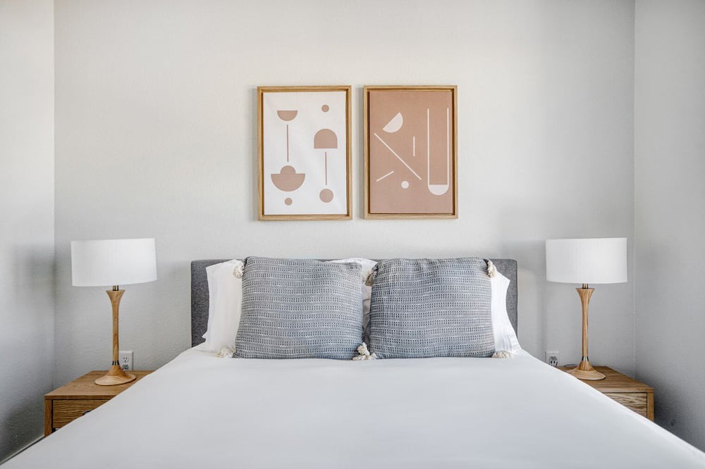 Photo of Bedroom in Five Points