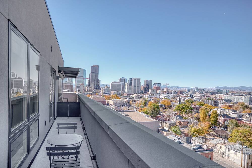 Photo of Patio Balcony in Five Points