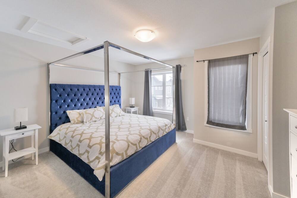 Photo of Bedroom in Calgary