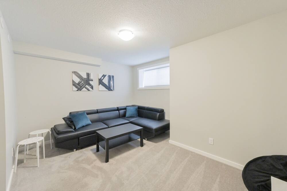 Photo of Livingroom in Calgary