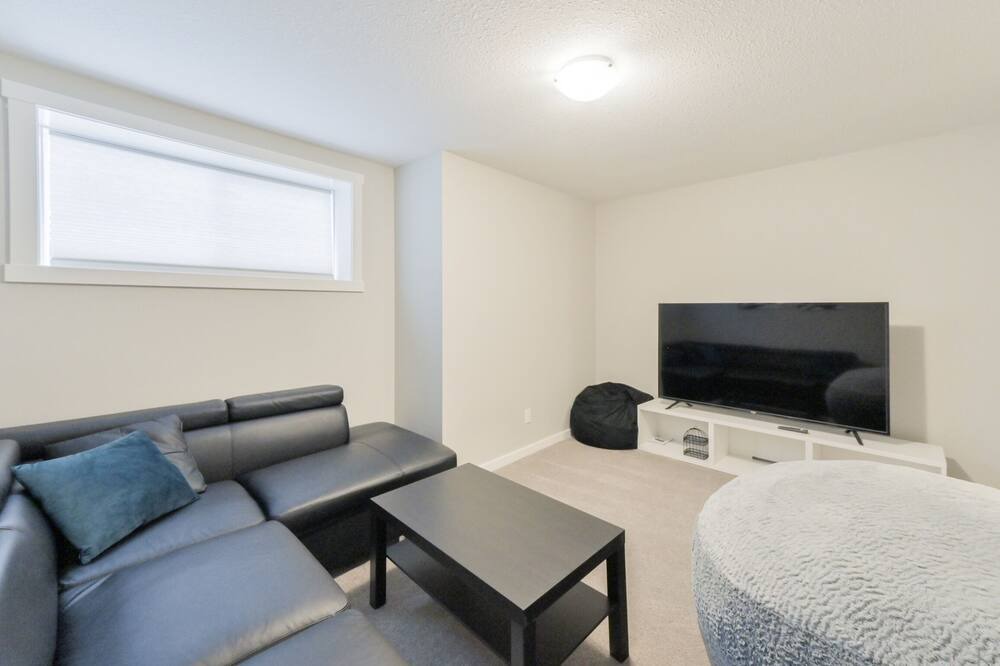 Photo of Livingroom in Calgary