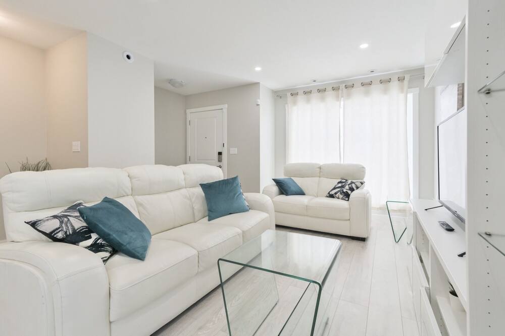 Photo of Livingroom in Calgary